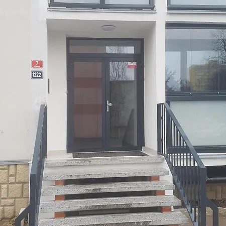 Daire Utulny V Centru, S Krasnym Vyhledem *